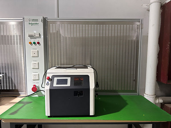Schneider teaching equipment